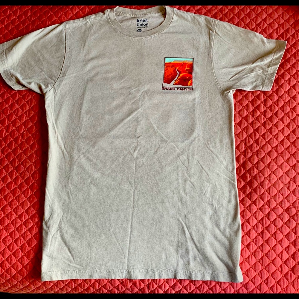 Short tee shirt